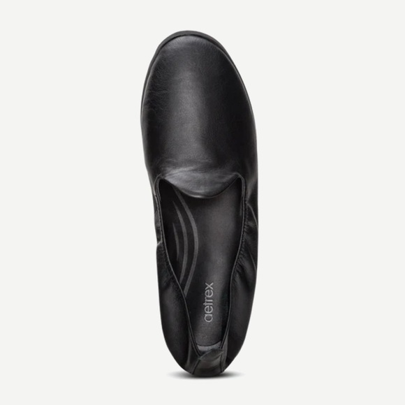 NIB Aetrex Liz Arch Support Slip-On in Black Leather *Full Price on Aetrex.com* - Picture 5 of 6
